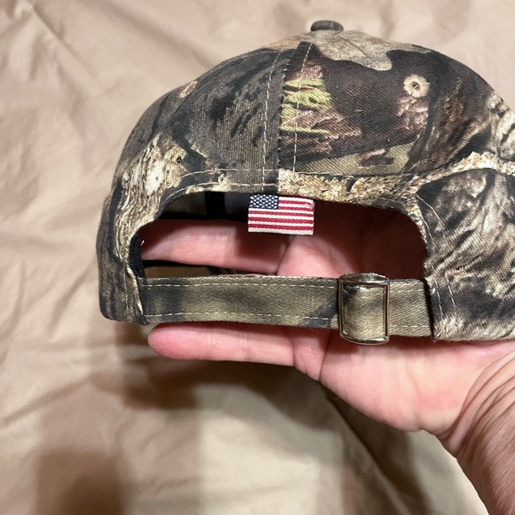 2A brand new Cammo Cap. - Picture 5 of 5
